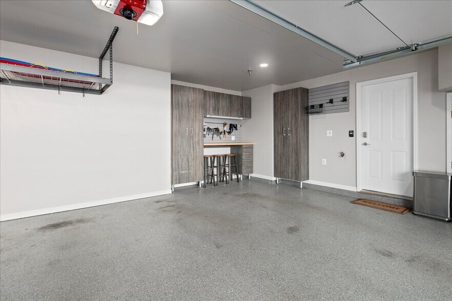 Building Photo - 2863 11th St N