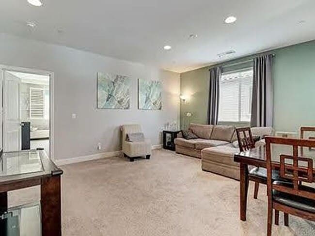 Building Photo - 445 Adobe Estates Dr