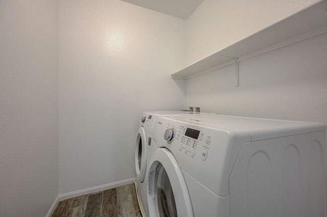 Building Photo - Single Family Home in Southwest Las Vegas