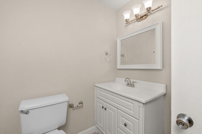 Building Photo - 4490 FL-87