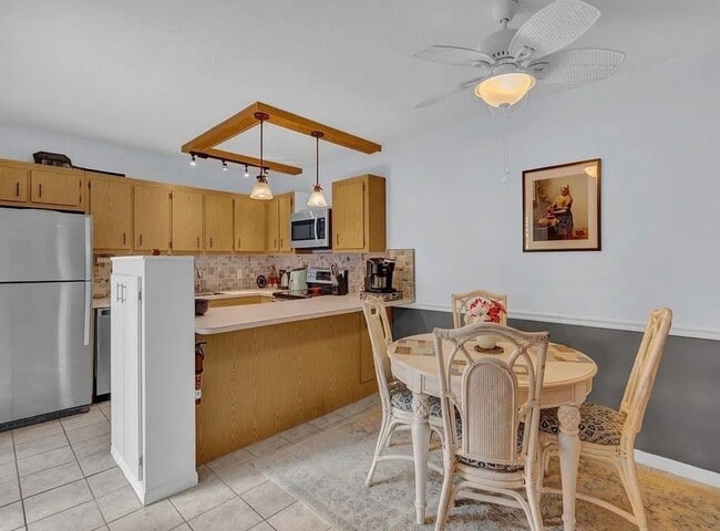 Building Photo - 2 Bedroom 2 Bath, Condo for Rent!