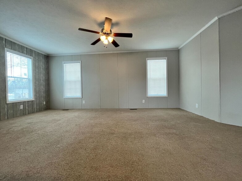 Building Photo - 1400 Georgia St