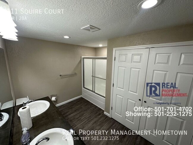 Building Photo - 111 Squire Ct