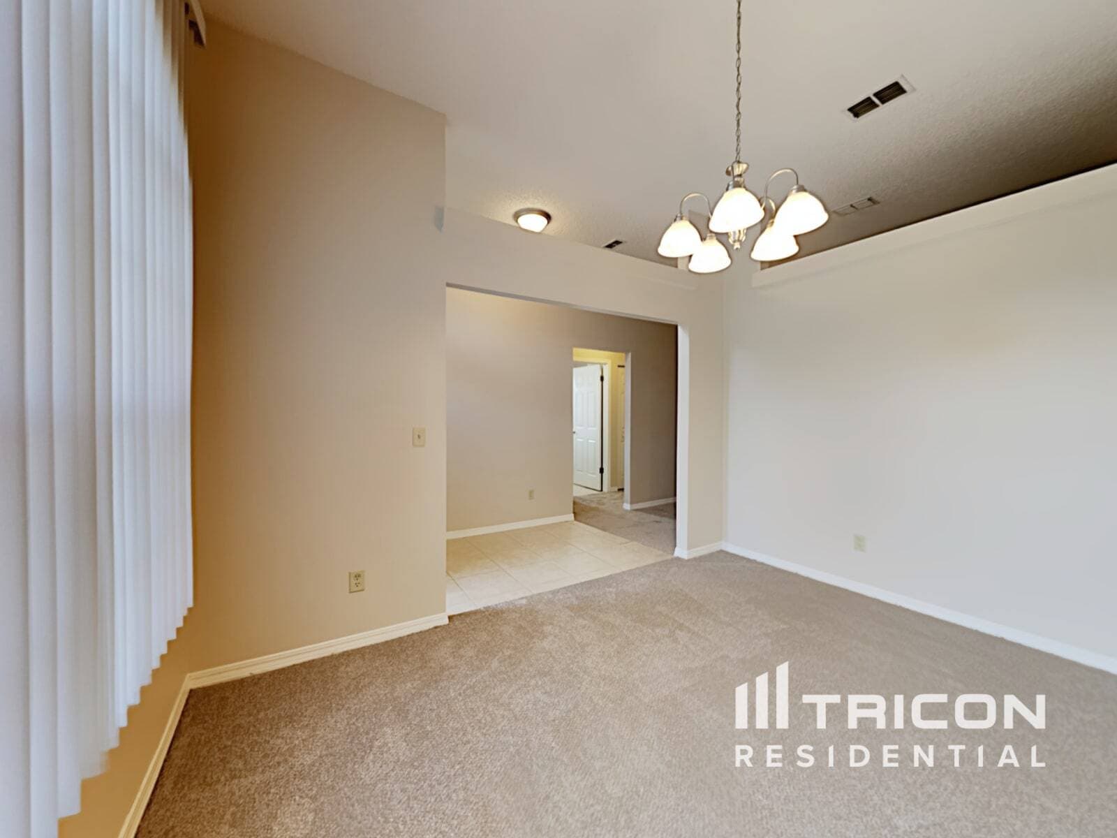 Building Photo - 3251 Deerfield Pointe Dr