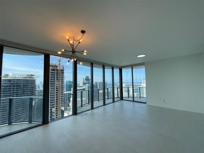 Building Photo - 1000 Brickell Plaza