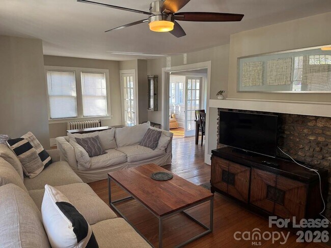 Building Photo - 10 Coleman Ave