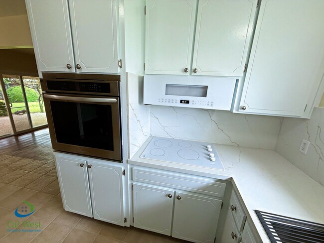Building Photo - $3995 - Beautiful and Well Maintained Gilroy Home w/ Remodeled Home