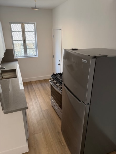 Building Photo - 1044 Michigan Ave