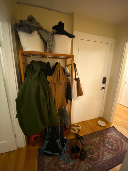 Building Photo - 12 Claremon St