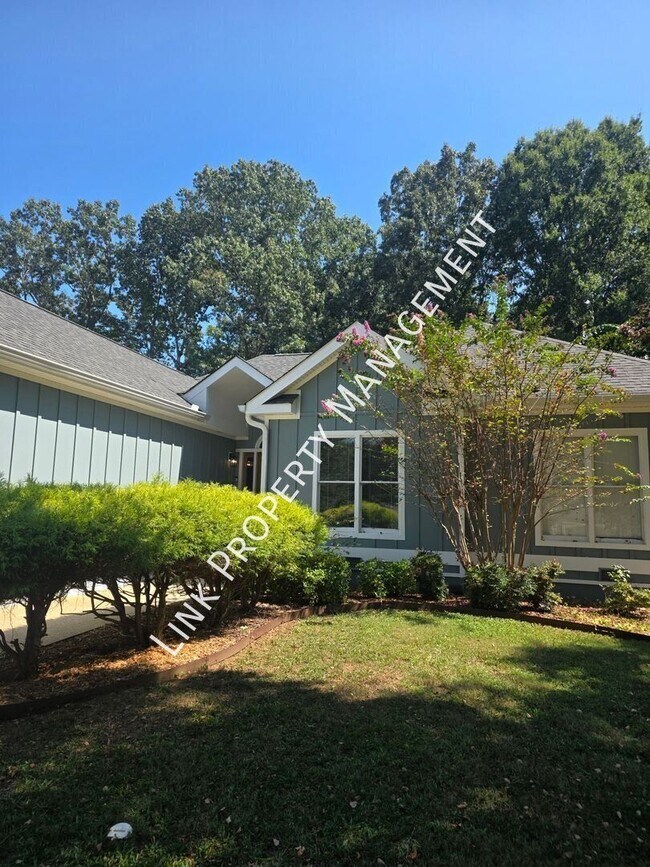Building Photo - 6710 W Point Dr