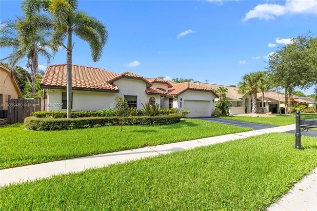 Building Photo - 10900 NW 18th Ct