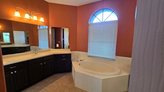 Building Photo - Stunning 3 Bedroom, 3 Bath Home – 2,500 sq/ft – Oversized Garages & Modern Upgrades