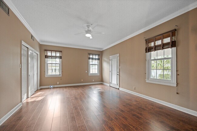 Building Photo - 254 Berkley Ct