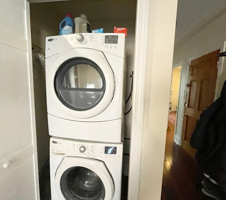 Building Photo - 45 Hemenway St