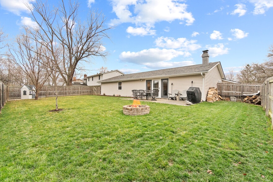 Building Photo - 4612 Mirror Light Pl