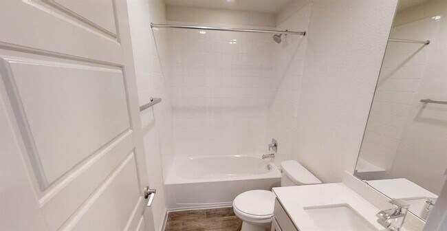 Building Photo - 3708 Niddry Dr