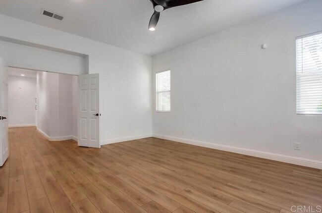 Building Photo - 774 Glenhart Pl