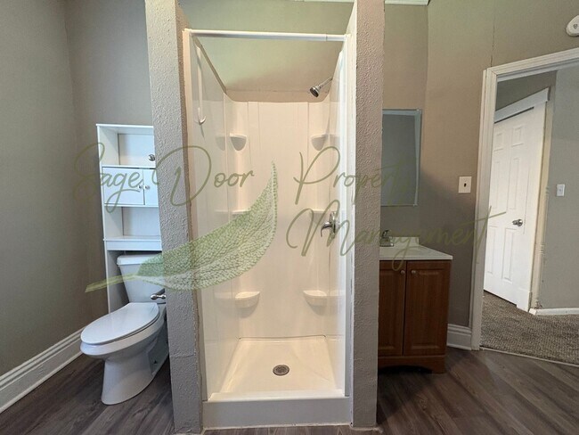 Building Photo - 102 Kansas City Ave S