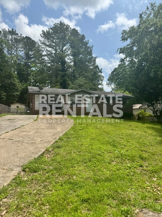 Primary Photo - 719 Noccalula Dr