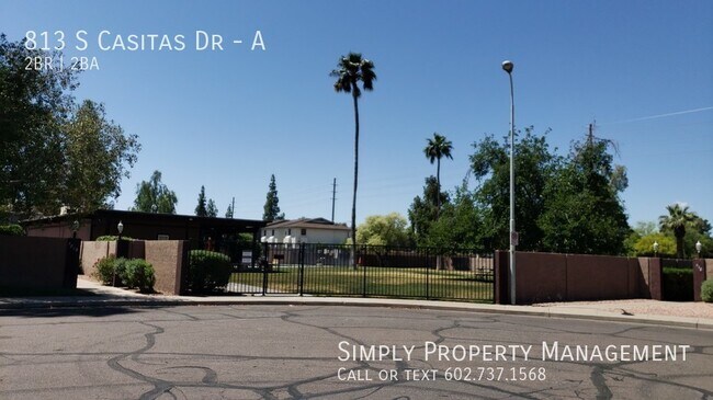 Building Photo - 813 S Casitas Dr