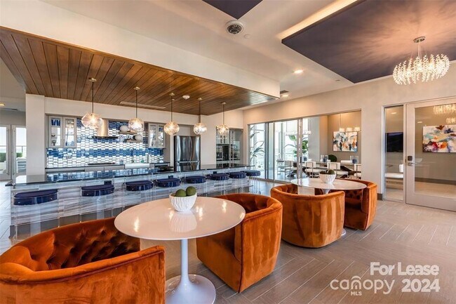 Building Photo - 13230 Ballantyne Corporate Pl