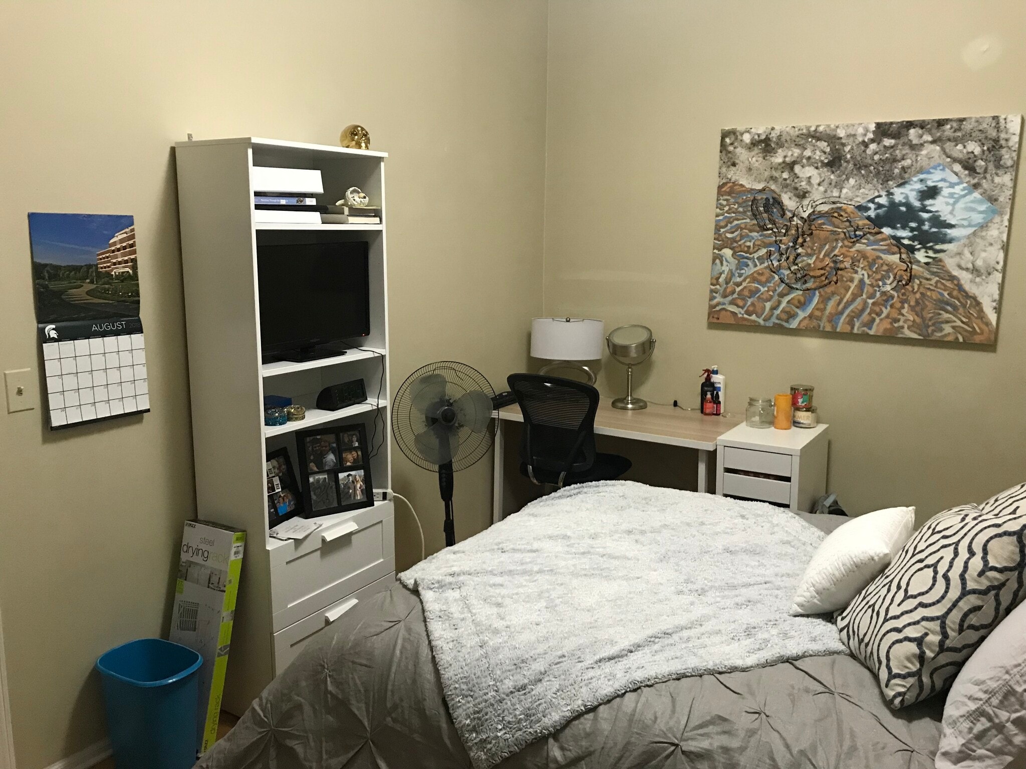 Bedroom 2 - 619 S Loomis St