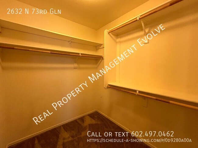 Building Photo - COME TOUR TODAY!