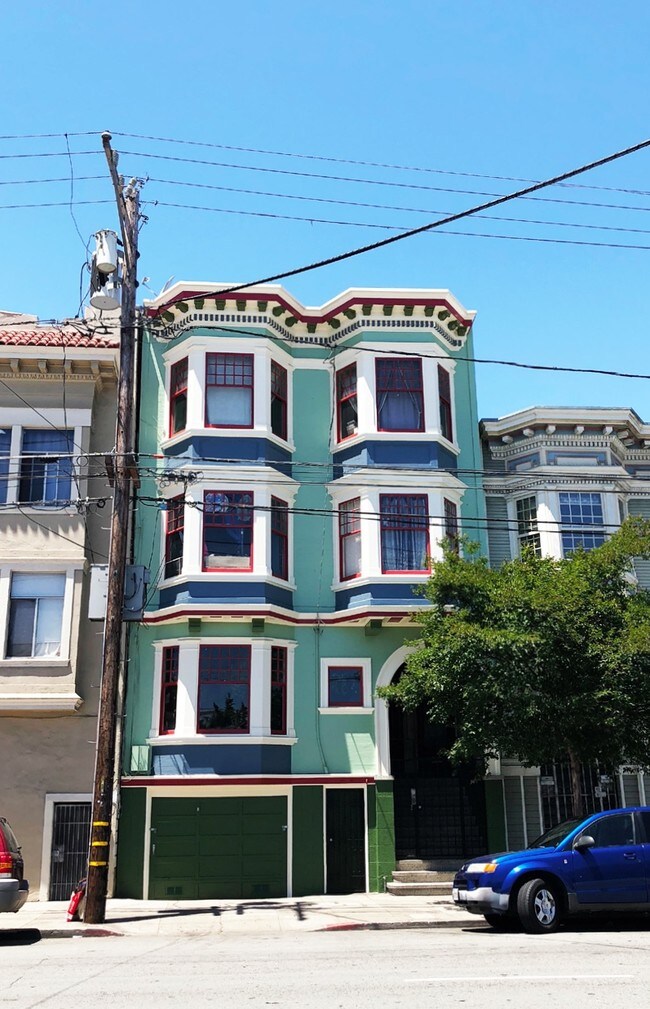 Building Photo - 648-652 S Van Ness Ave