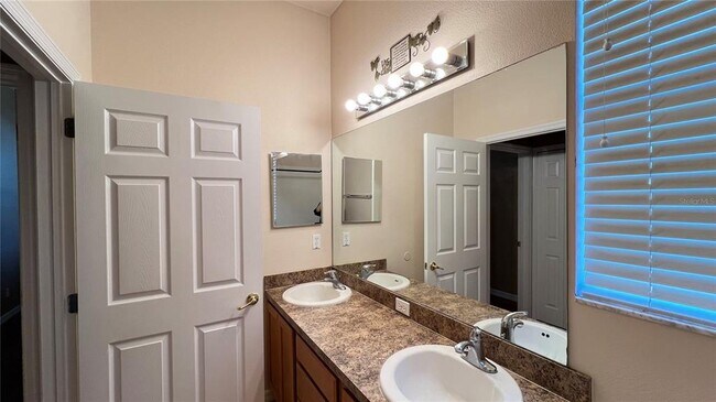 Building Photo - 15343 Grand Haven Dr