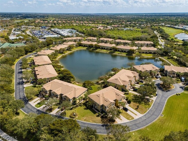 Building Photo - 3181 Cottonwood Bend