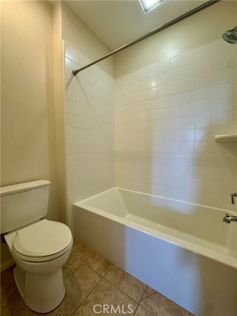 Building Photo - 51 Elmdale