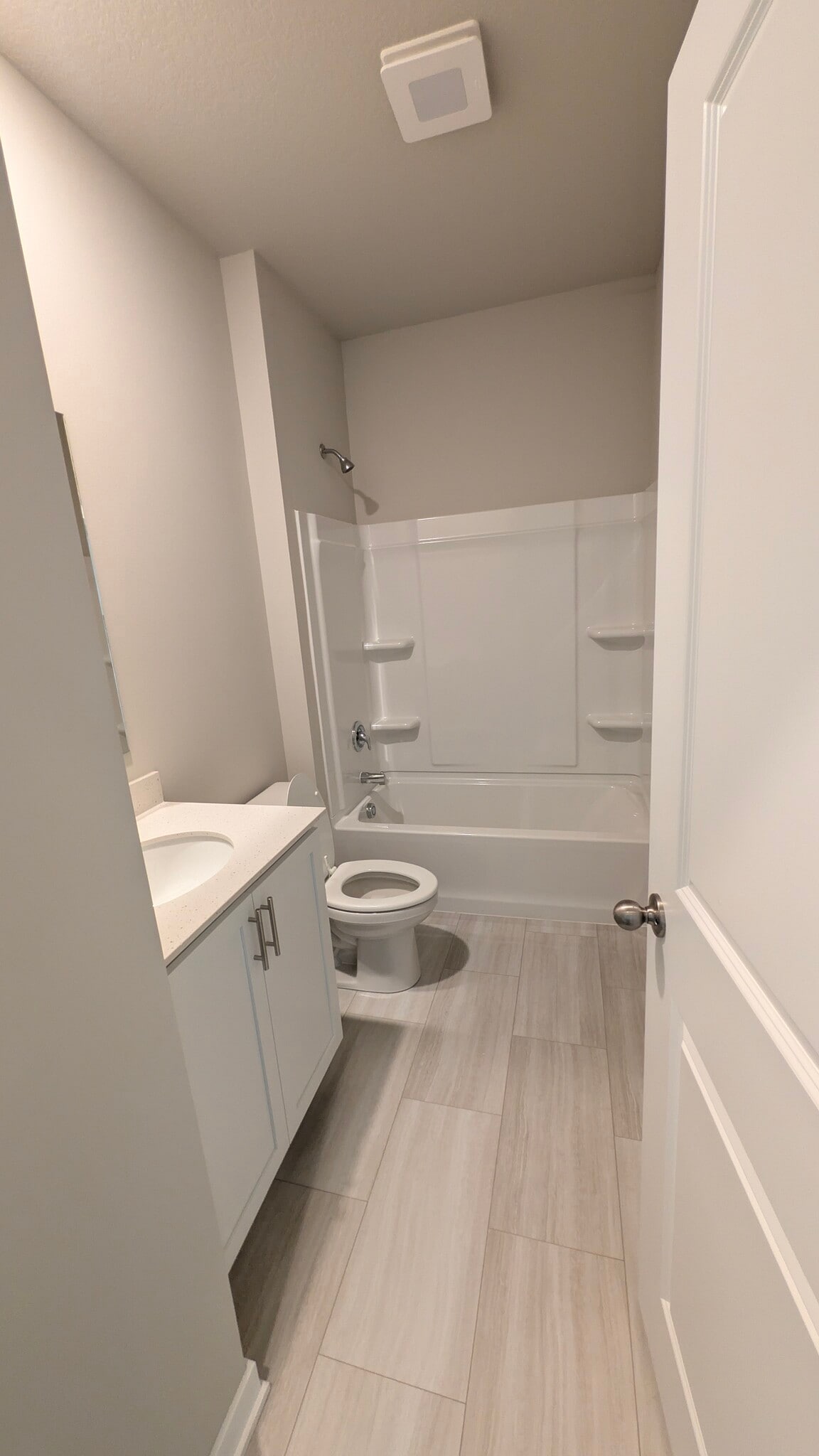 Building Photo - 449 Meadows Ct