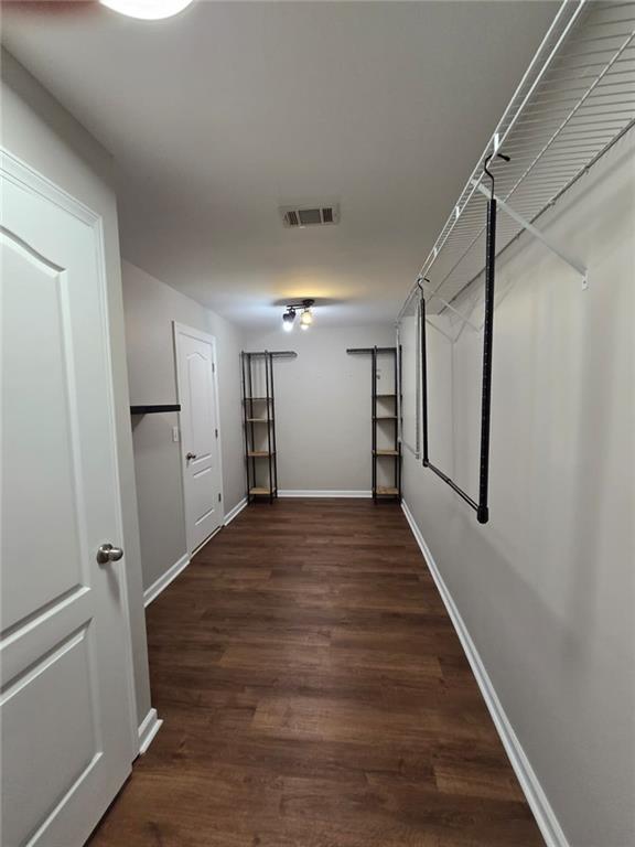 Building Photo - 3845 Dalwood Dr