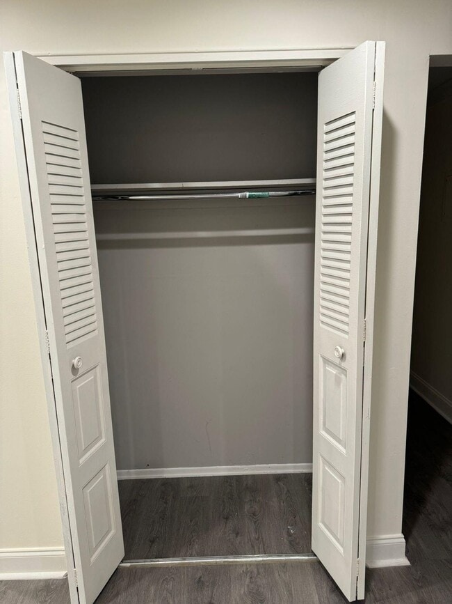 Building Photo - 1901 John F. Kennedy Blvd