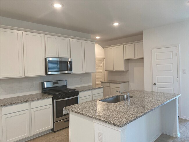 Building Photo - 23110 True Fortune Dr