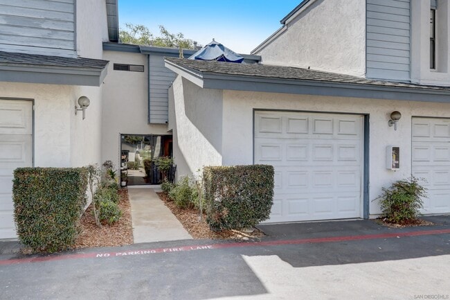 Building Photo - 4084 Crystal Dawn Ln