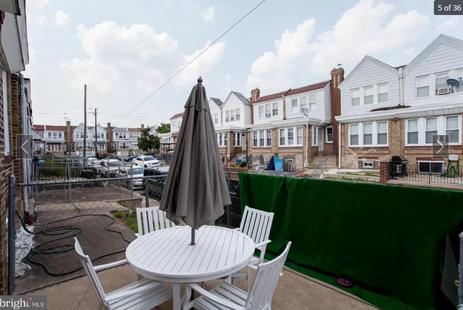 Building Photo - Newly Renovated 3 Bedroom and 1 Bathroom T...
