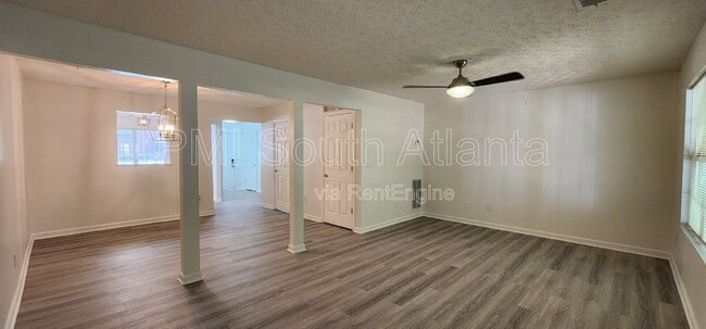 Building Photo - 3021 Waldrop Cir