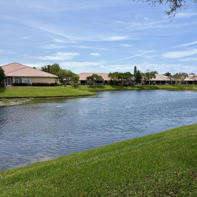 Building Photo - 315 Coral Trace Ln