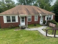 Building Photo - RARE CARSON LANE DUPLEX AVAILABLE