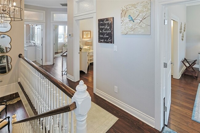 Building Photo - 2611 Avenue Q