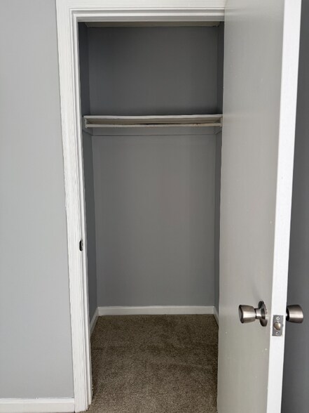Building Photo - 36 Duiguid Dr
