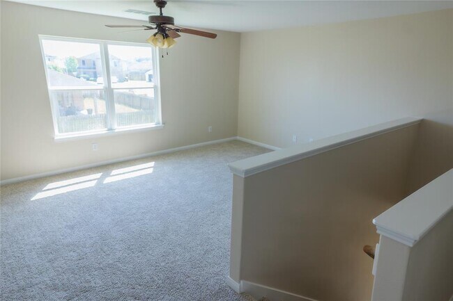 Building Photo - 5123 Harbor Palm Dr