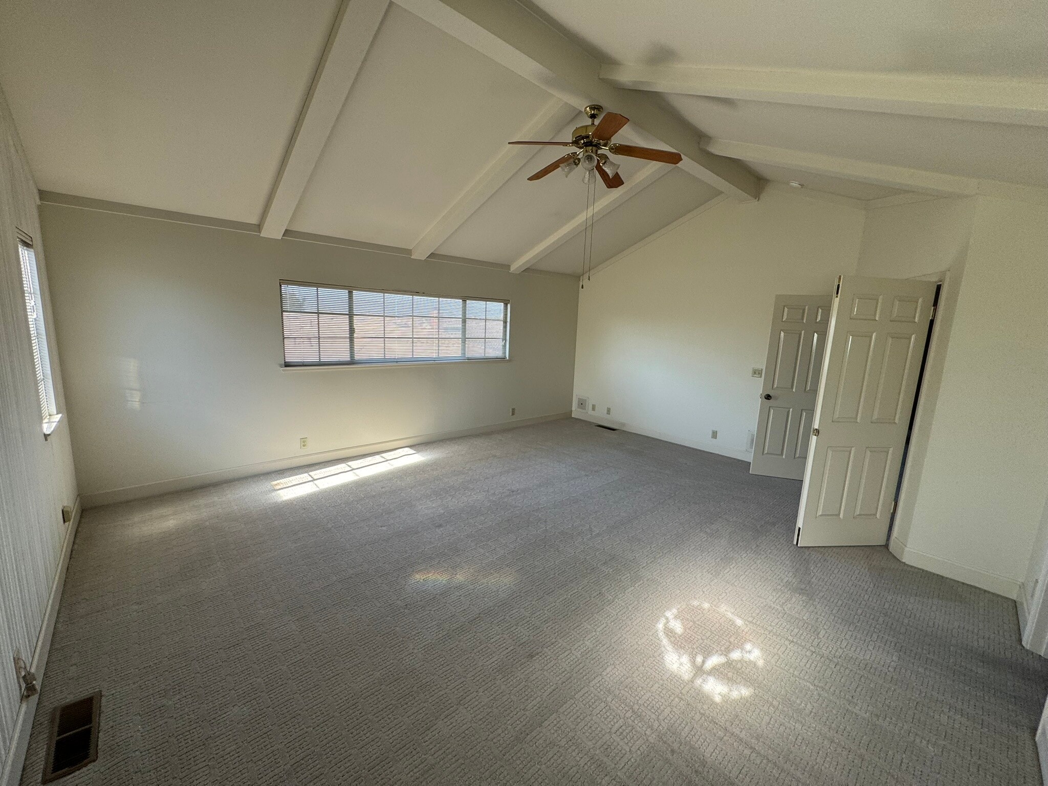 Building Photo - 1118 Palo Alto Way