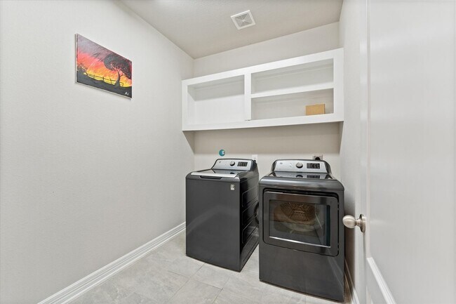 Building Photo - 32067 August Woods Wy