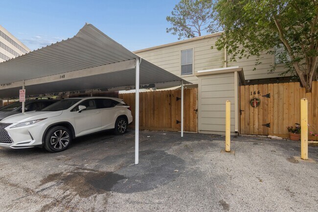 Building Photo - 14715 Barryknoll Ln