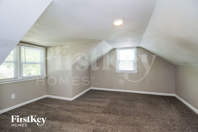 Building Photo - 5007 Halsey St