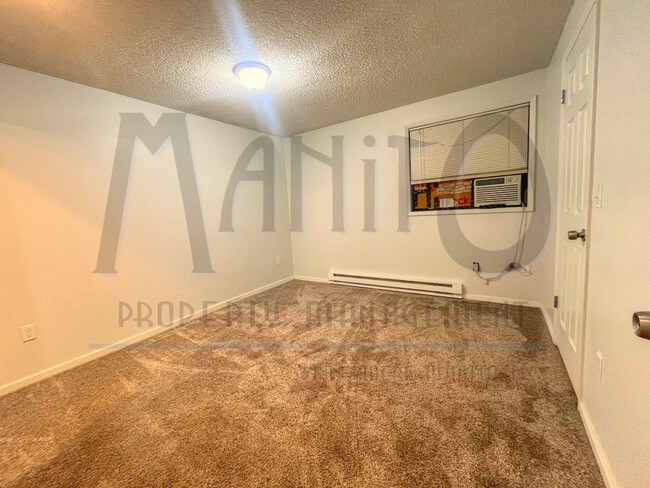 Building Photo - 3624/3626 S Mount Vernon Street Duplex (Lo...