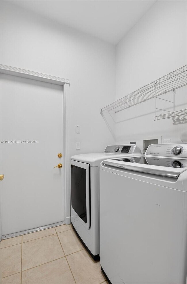 Building Photo - 7700 Monarch Ct