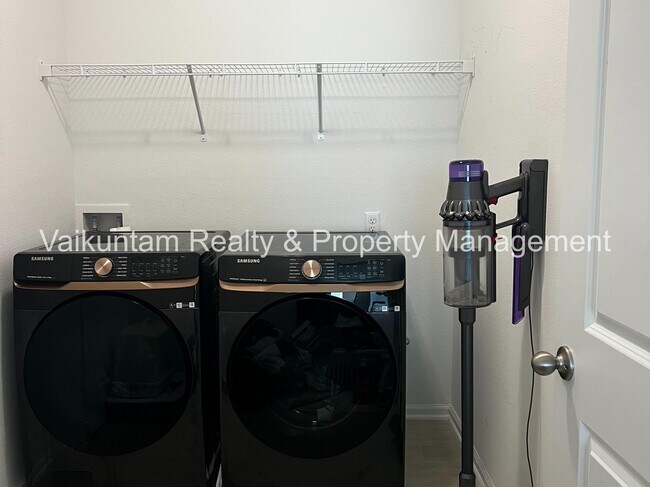 Building Photo - 377 Brookgreen Wy